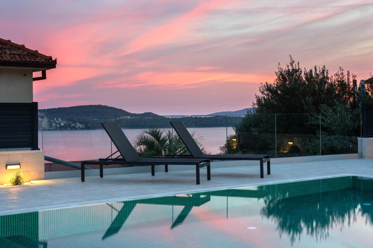 Vila Casa Della Cava Trogir Exteriér fotografie
