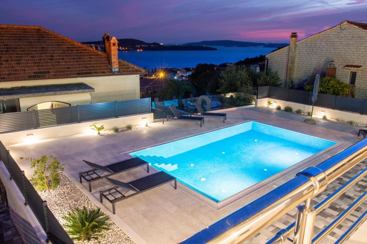 Vila Casa Della Cava Trogir Exteriér fotografie